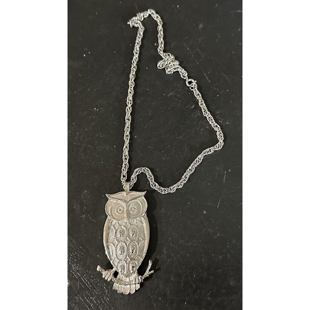 VINTAGE PARK LANE OWL WITH CHAIN - LARGE STATEMENT NECKLACE SIGNED SILVERTONE